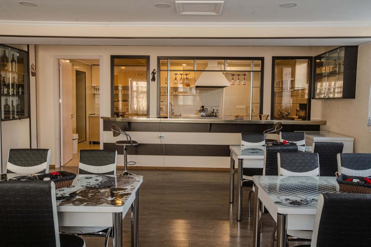 Hotel Telav Holl Telavi Esterno foto