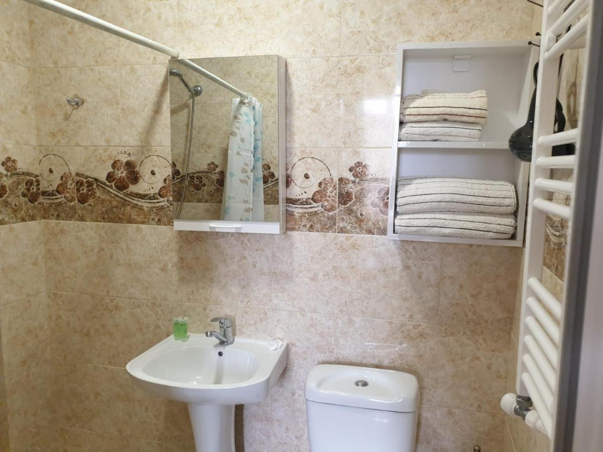 Hotel Telav Holl Telavi Esterno foto