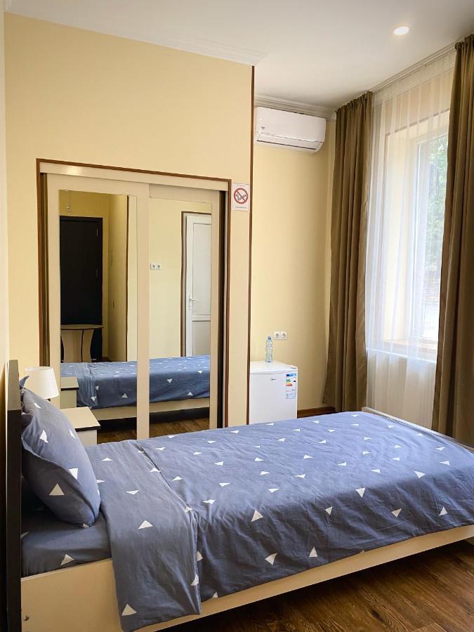 Hotel Telav Holl Telavi Esterno foto