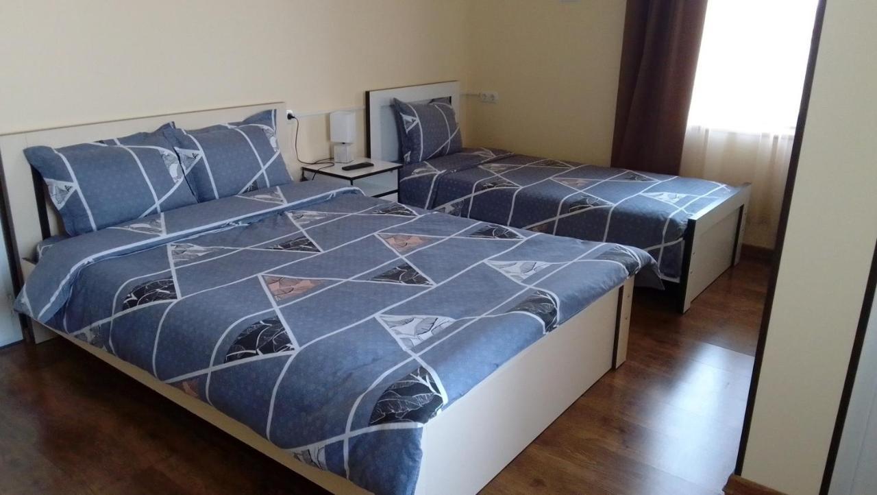 Hotel Telav Holl Telavi Esterno foto